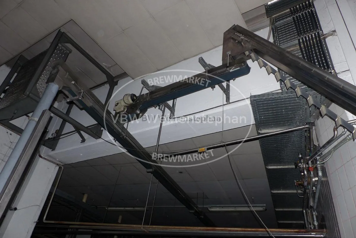 Horizontal cap conveyor - 1