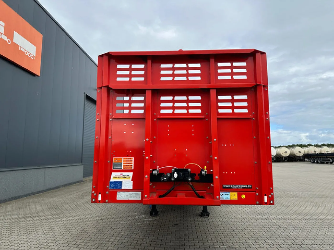 new and unused Heavy-Duty flatbed / 690cm extendable / steering axle / lift axle / twistlocks / timberstakes / NL-trailer / APK: 04-2027 - 8