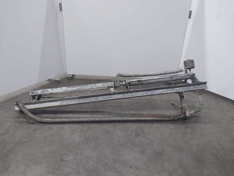 Drop rail