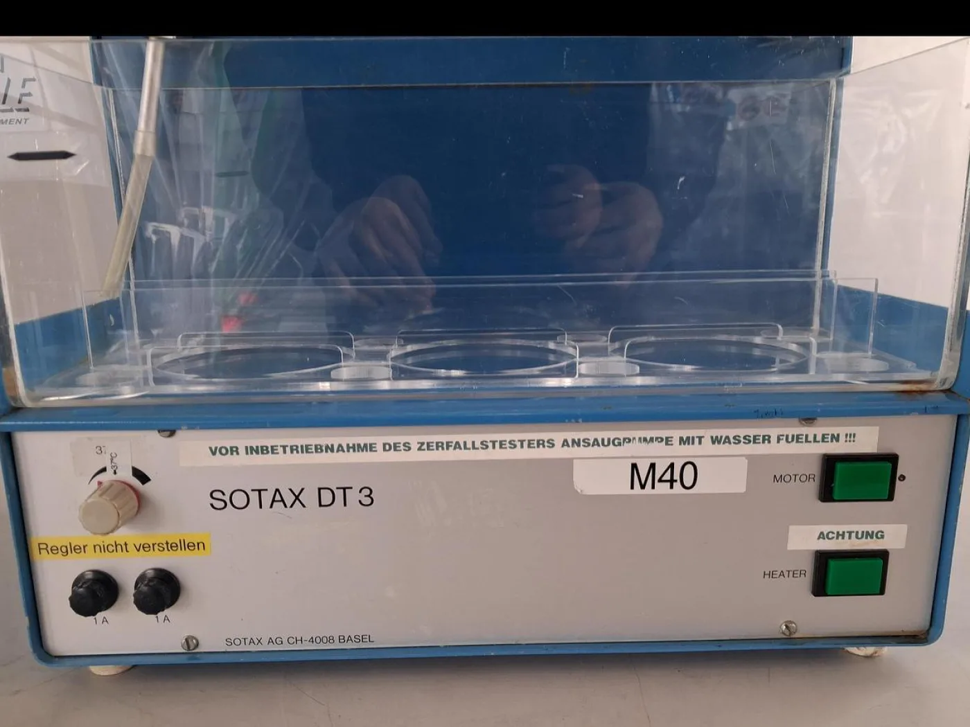 Sotax DT 3 Dissolution Tester M40 - 2