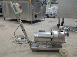 CENTRIFUGAL PUMP IN STAINLESS-STEEL, EBARA FIRM, NEW EQUIPMENT