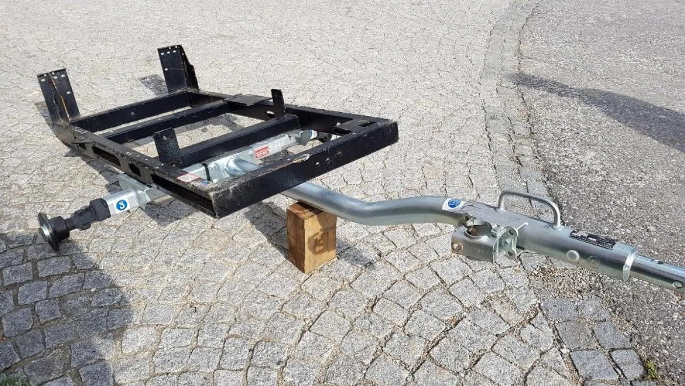 Knott 1-Achs Anhänger Chassis - 5