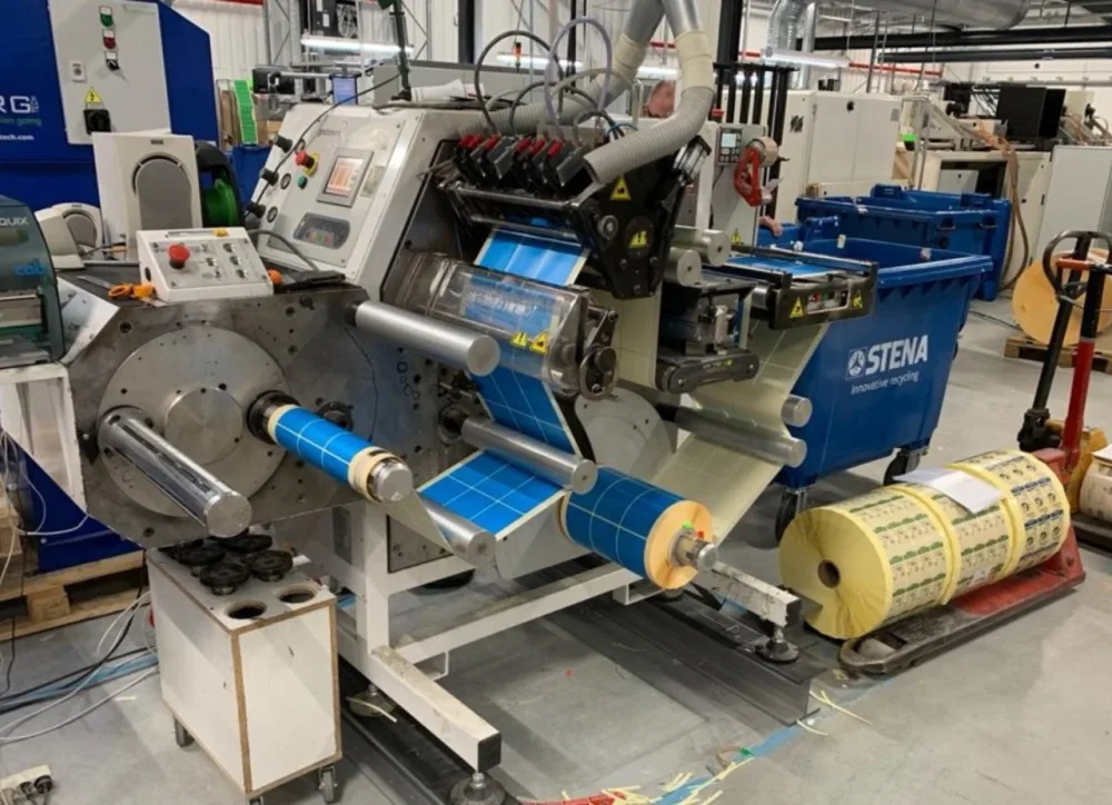 Grafotronic 380 Slitter Rewinder
