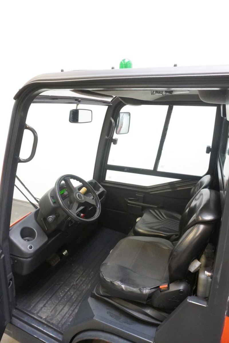 Schlepper Linde P 250 127-05 (2015)