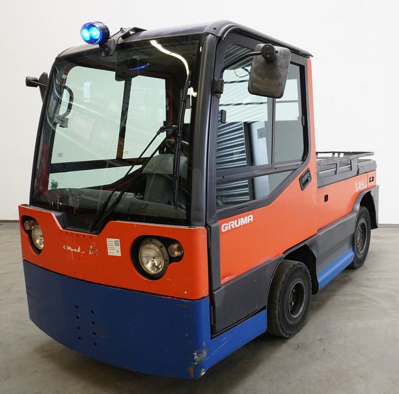 Schlepper Linde P 250 127 (2010)