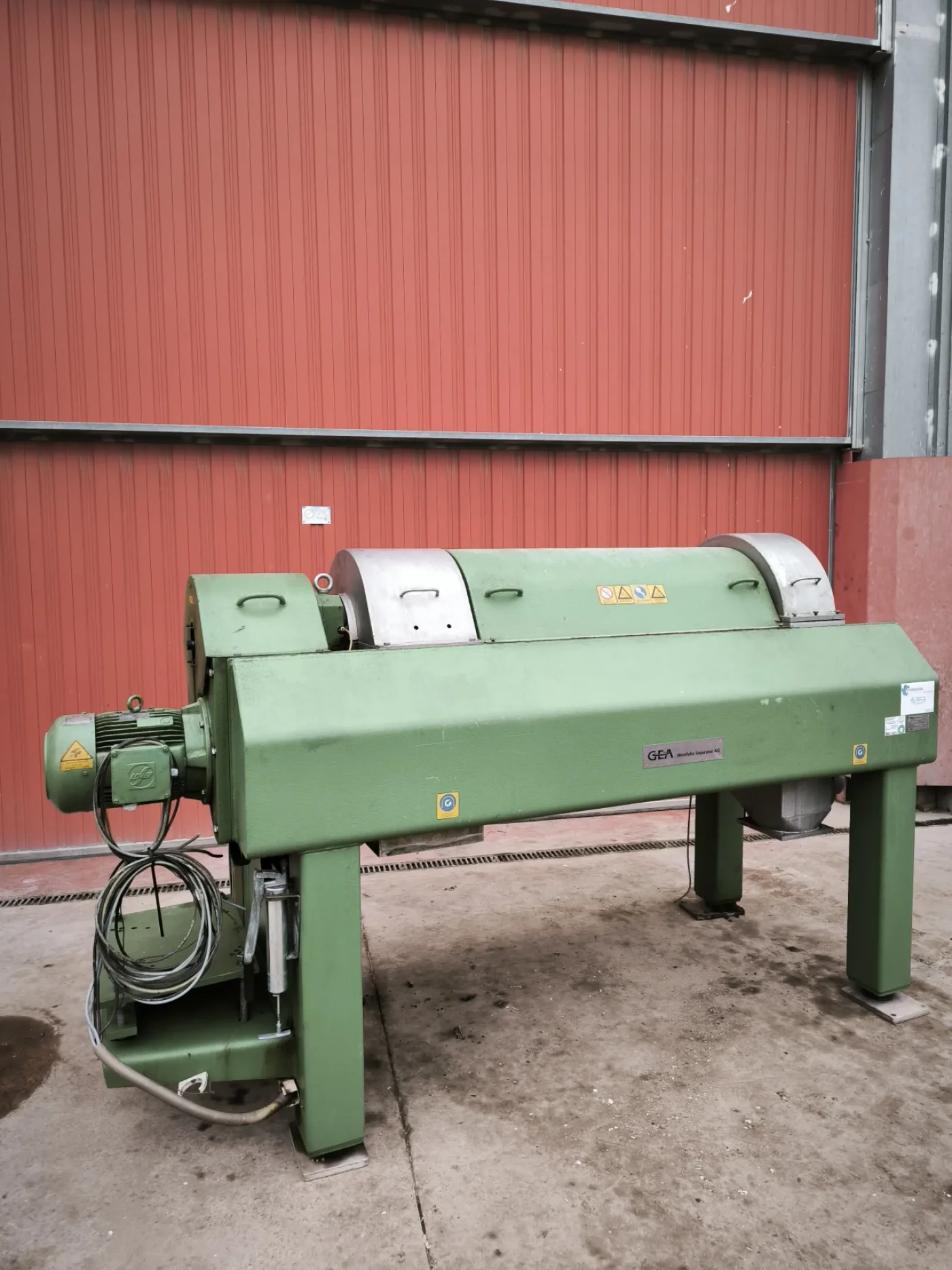 DECANTER GEA WESTFALIA UCA 450-00-02 20 WITH ELECTRICAL PANELS, DISCHARGE SCREW CONVEYOR AND COMPLETE FLOCCULANT SYSTEM - 7
