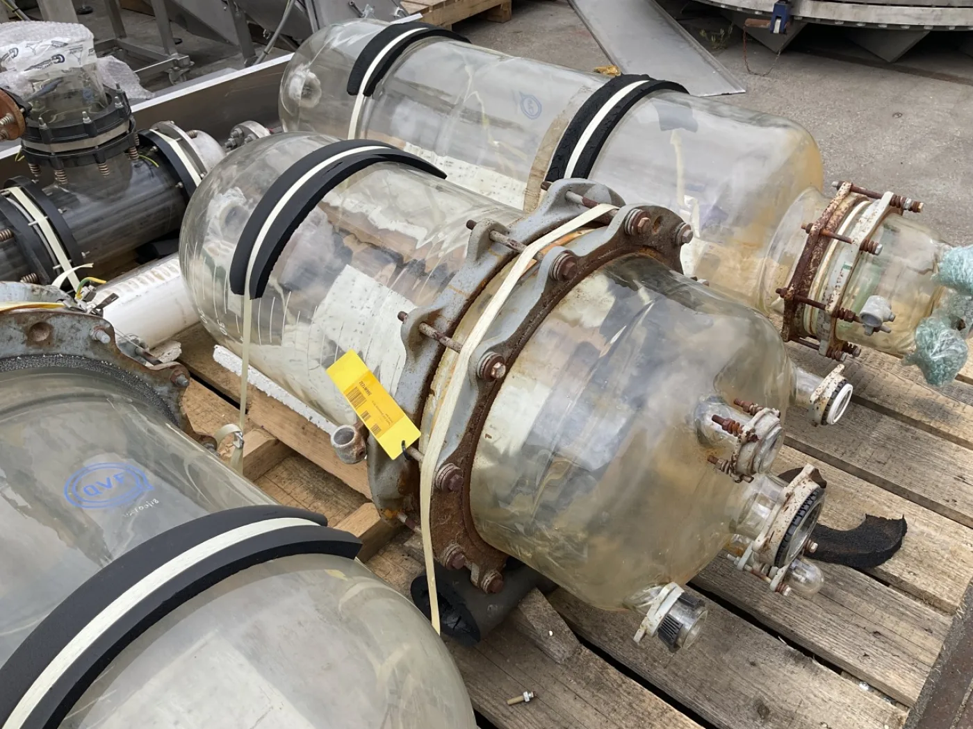QVF Glasstechnik 100 Ltr - Vertical tank - 4
