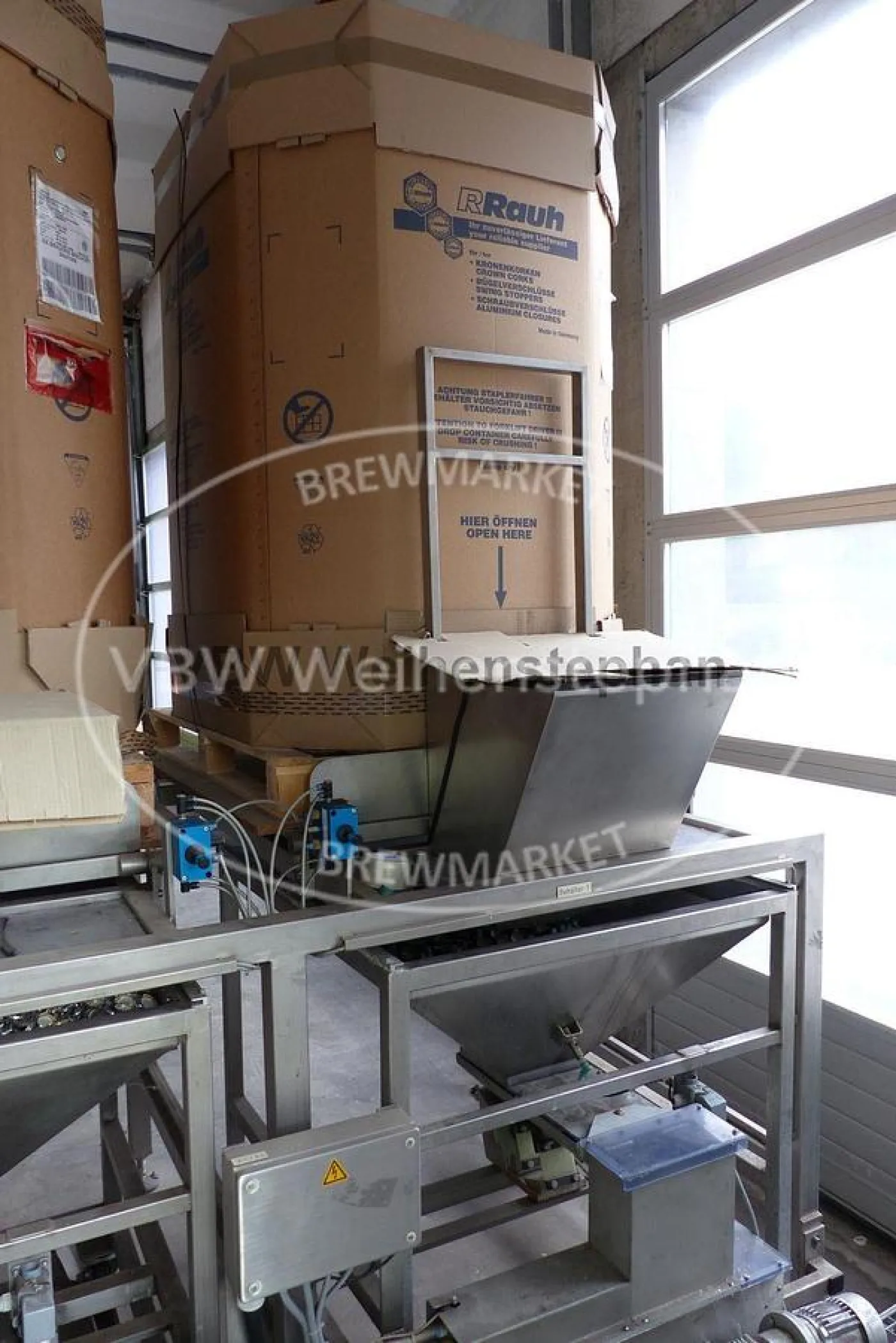 Cap Feeding System - 3