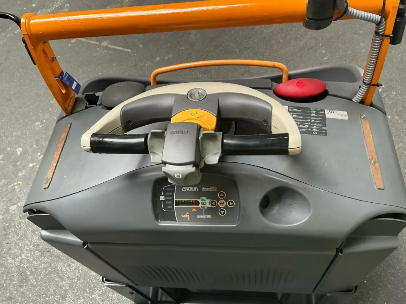2016 CROWN Tow tractor - 6