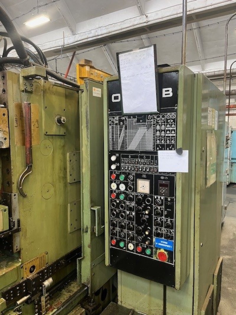 Gear Shaping Machine – TOS OHA 16B