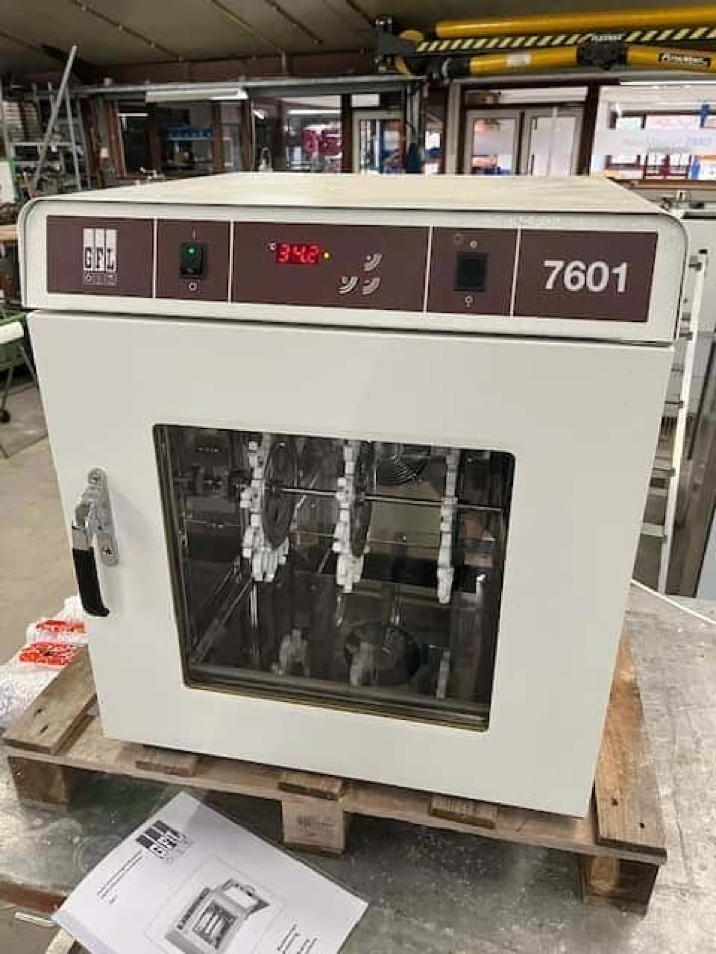 GFL 7601 Hybridisatie Oven - 1