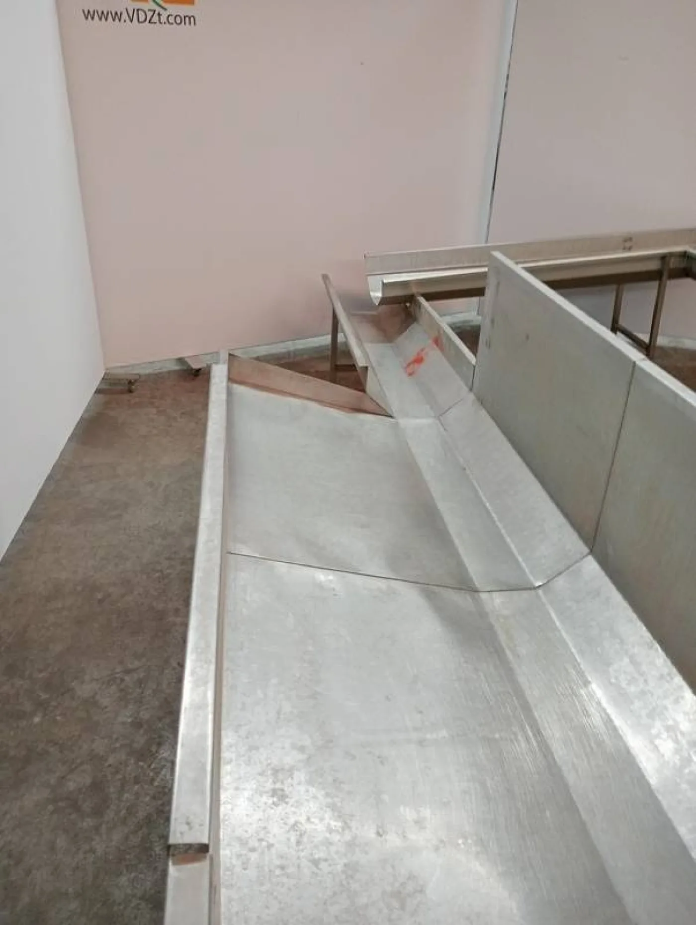 Poultry bleeding trough - 8