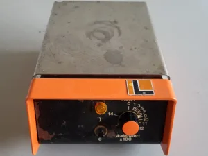 1691- Used Framo Geratetechnik M20/1 magnetic stirrer