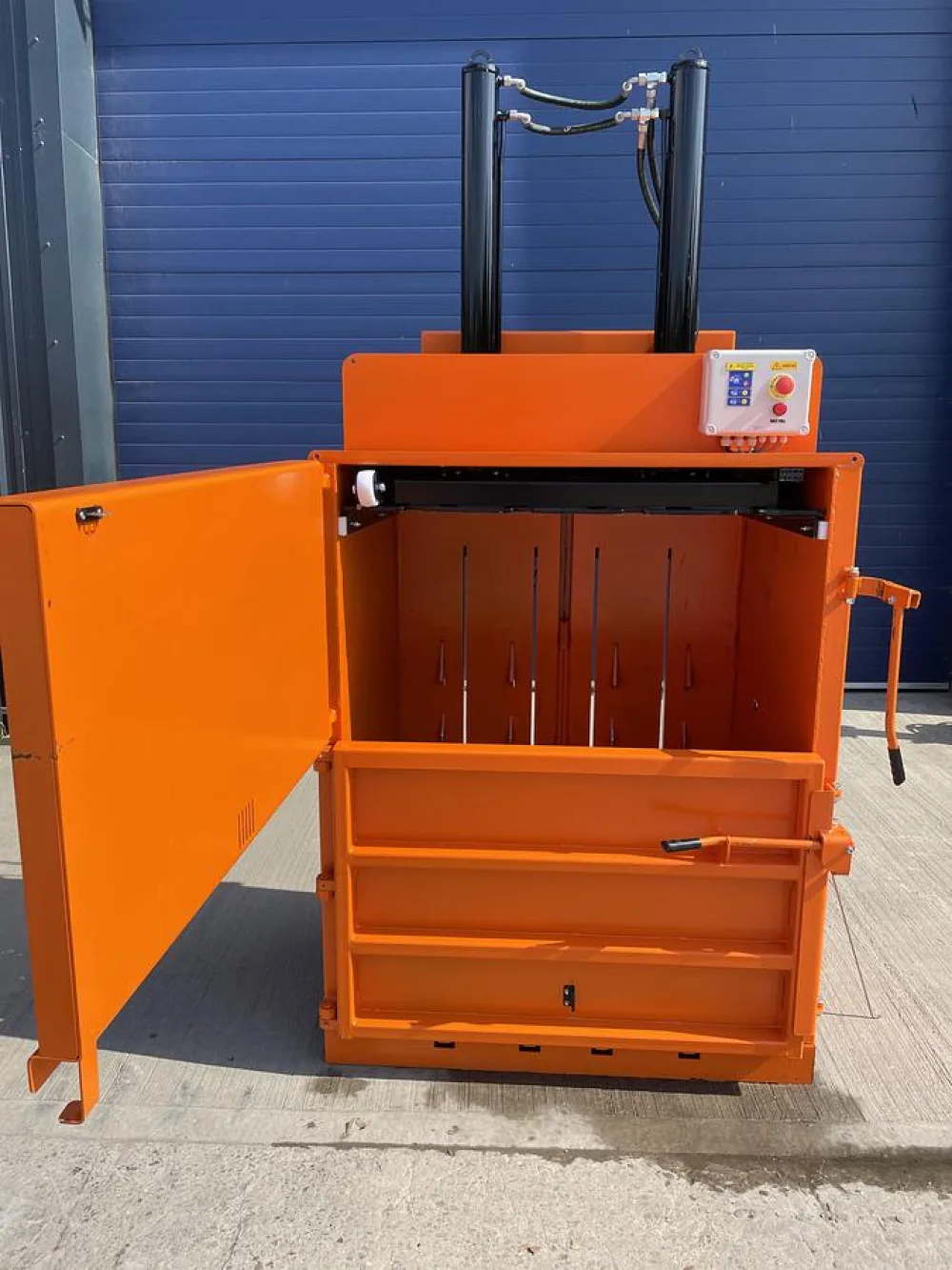 2019 CK International CK151 Vertical Baler