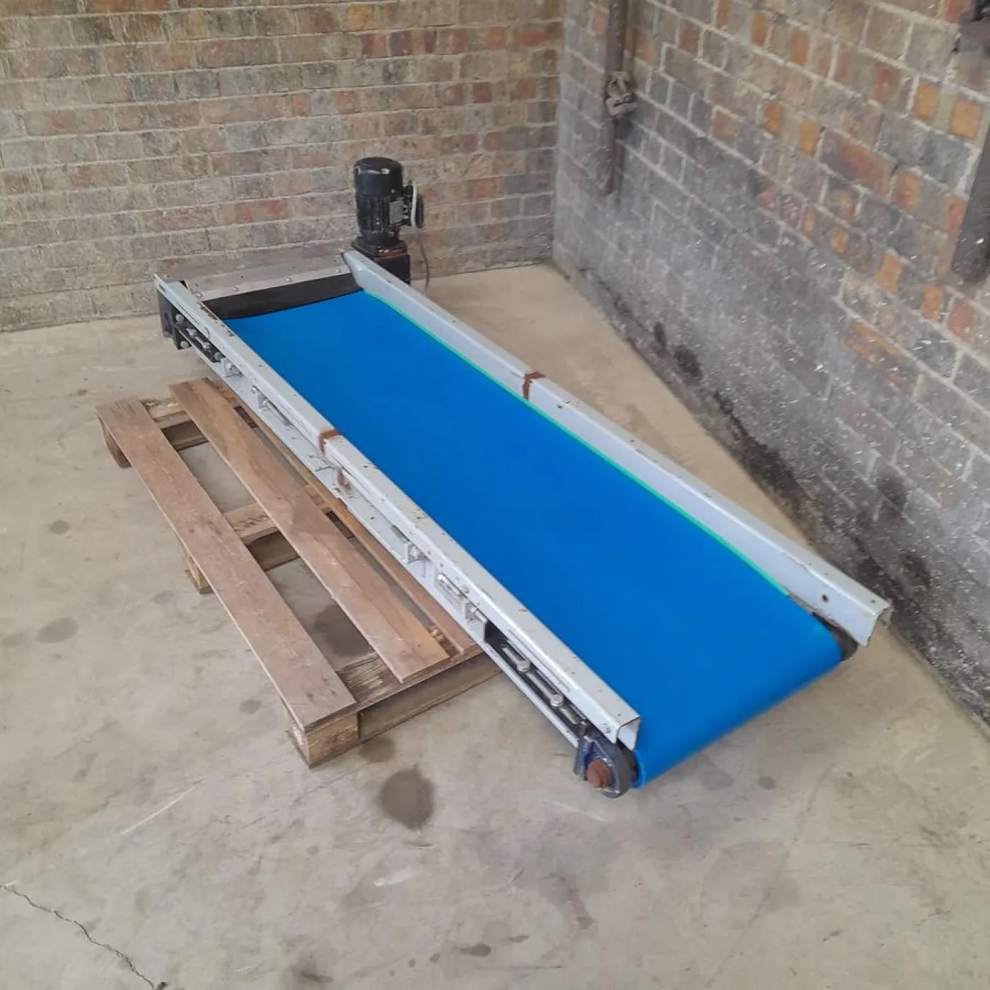 Straight Conveyor - 2