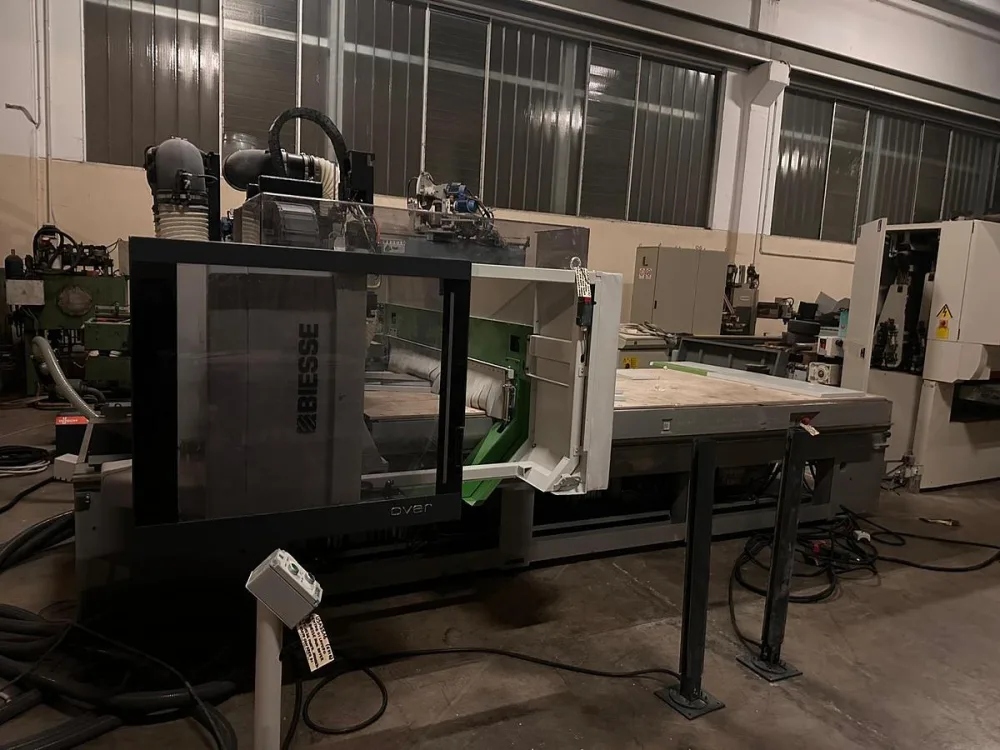CENTRO DI LAVORO BIESSE ROVER A 1536 CE