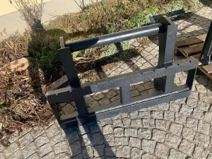 BIG Palettengabel 2 t mit Bobcat Teleskoplader Aufnahme