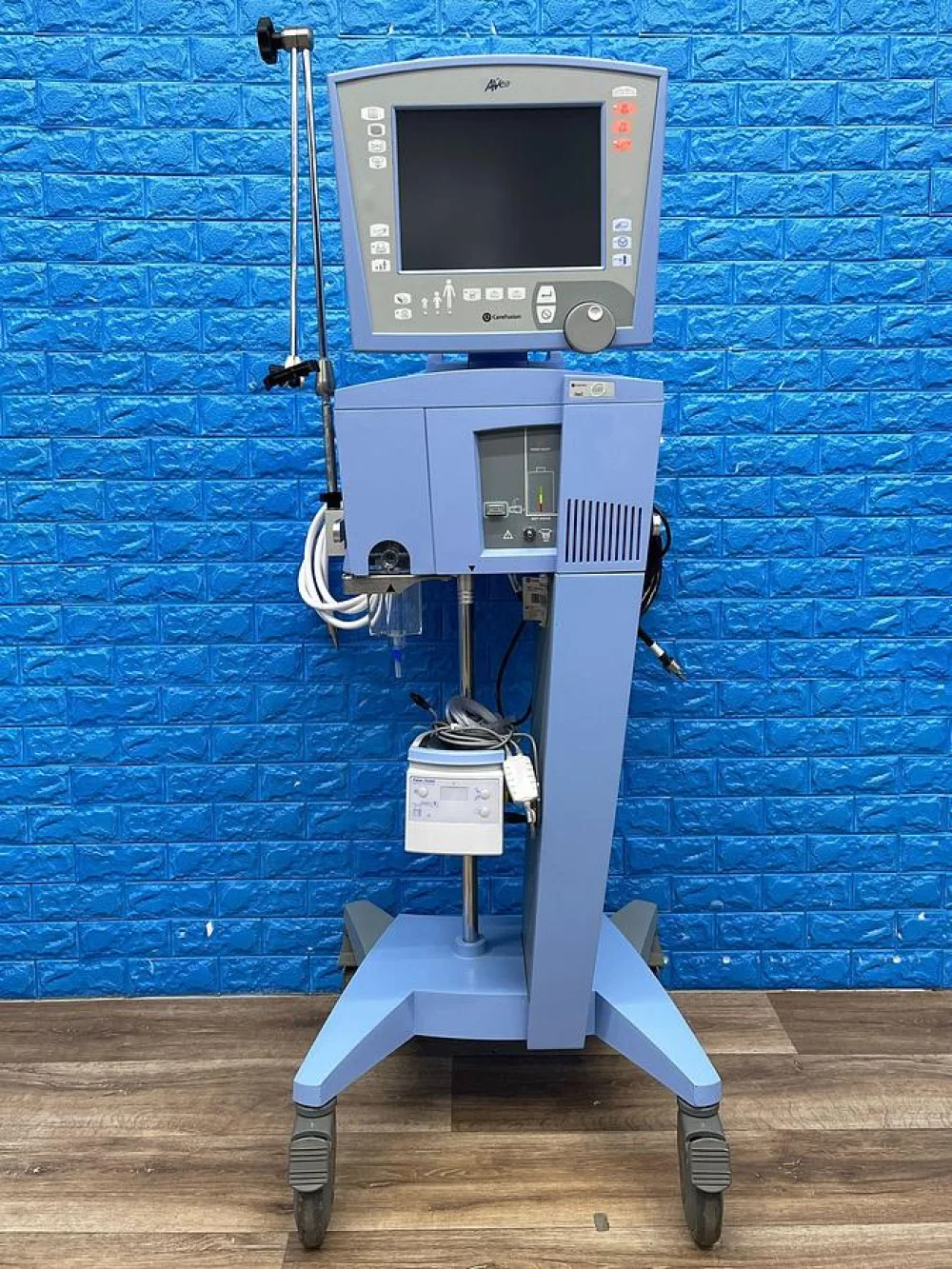 Viasys Avea Ventilator YOM: 2017