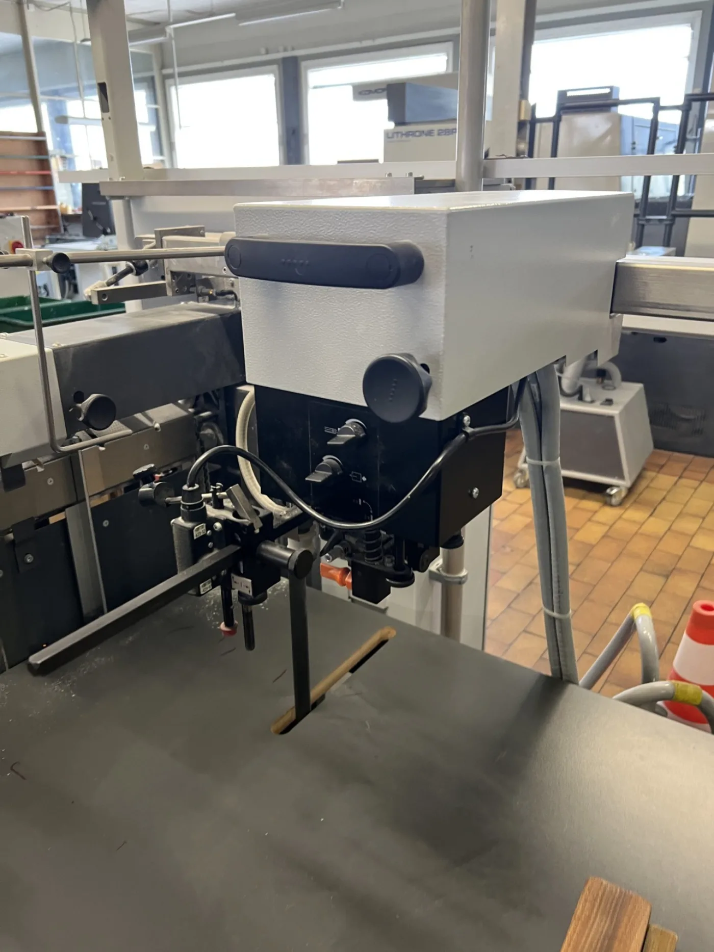 PLIEUSE STAHLFOLDER TH-56 - 4