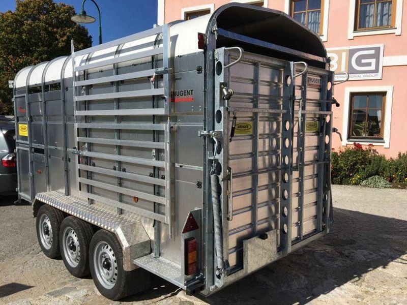 NUGENT Viehanhänger LH4318T SD hoch - im Zulauf