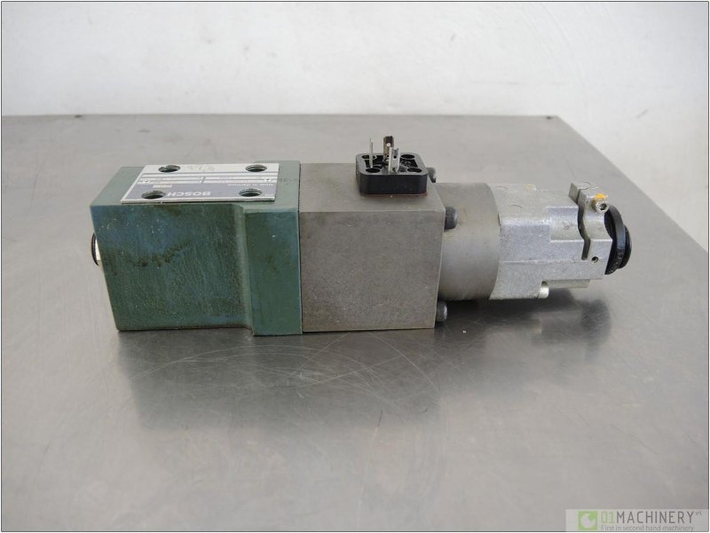 2010 BOSCH 0 811 402 003 AI1750