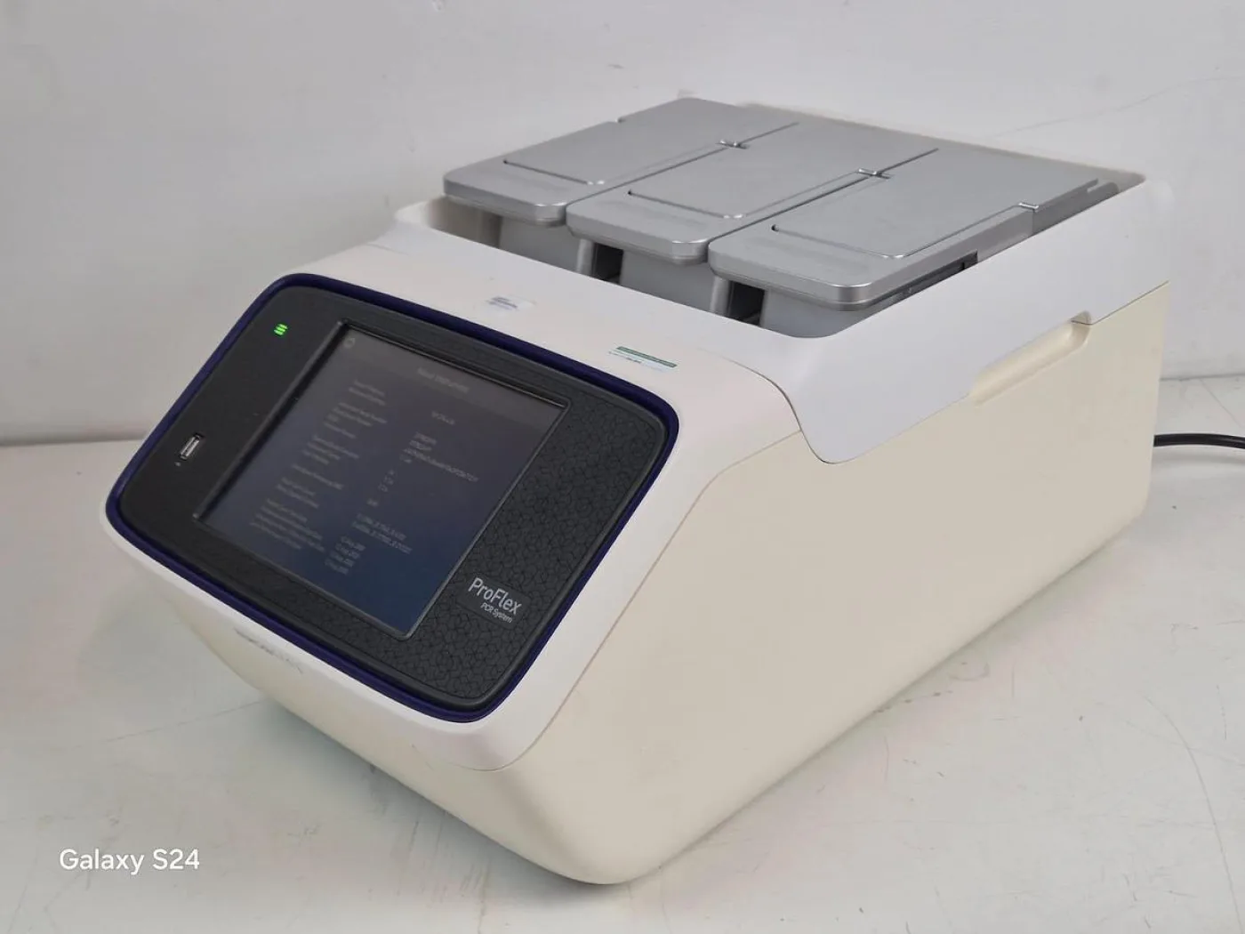 Applied Biosystems ProFlex PCR Sytem - 2