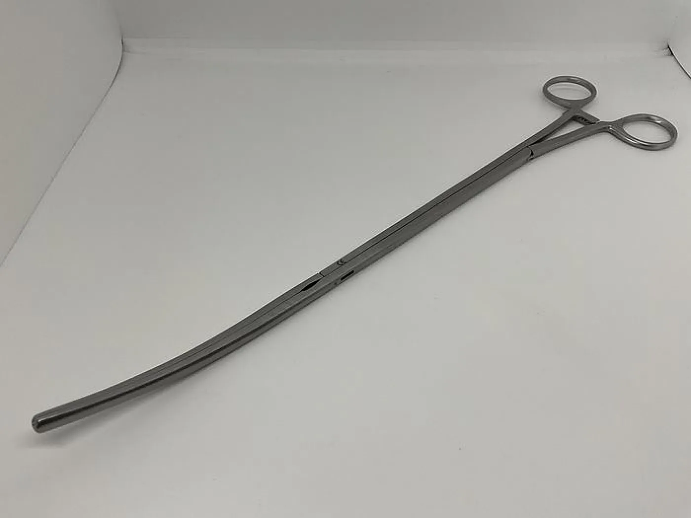 GB Medical Debakey Aortic Clamp 350mm - 1