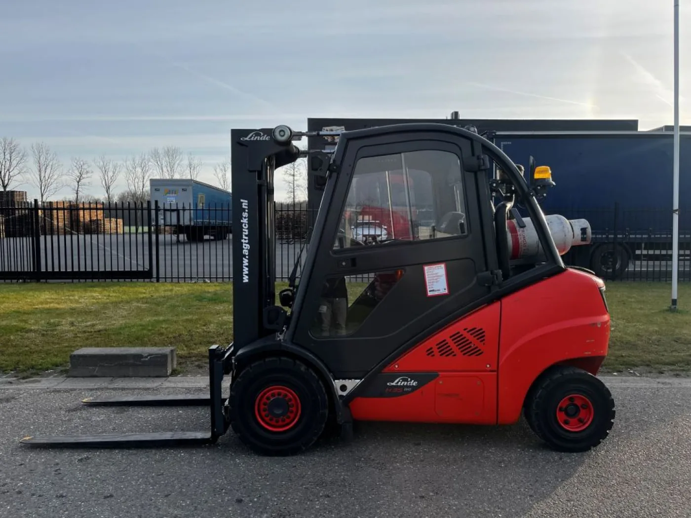 Linde H35T-02 - 2