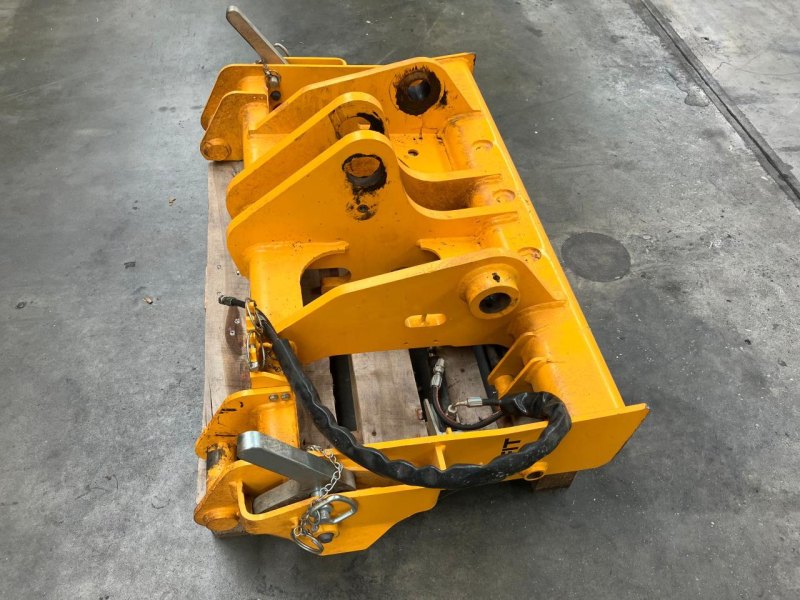 Adapter JCB Anbaugeräte Q-Fit Aufnahme hydr. Verriegelung