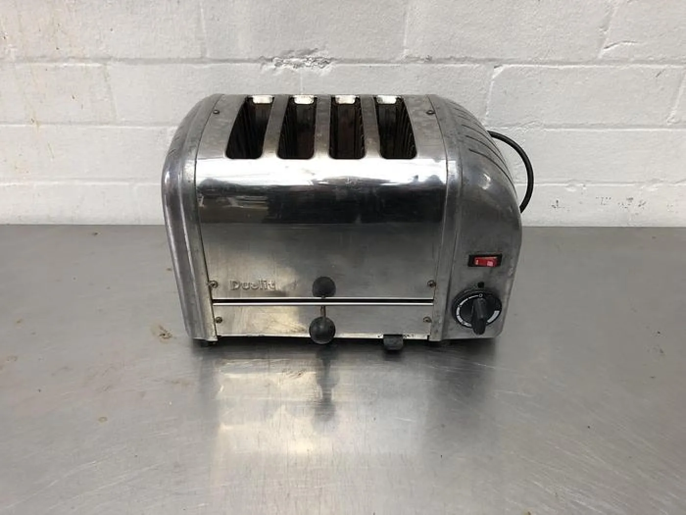 Dualit 40352 4 Slice Toaster - 1