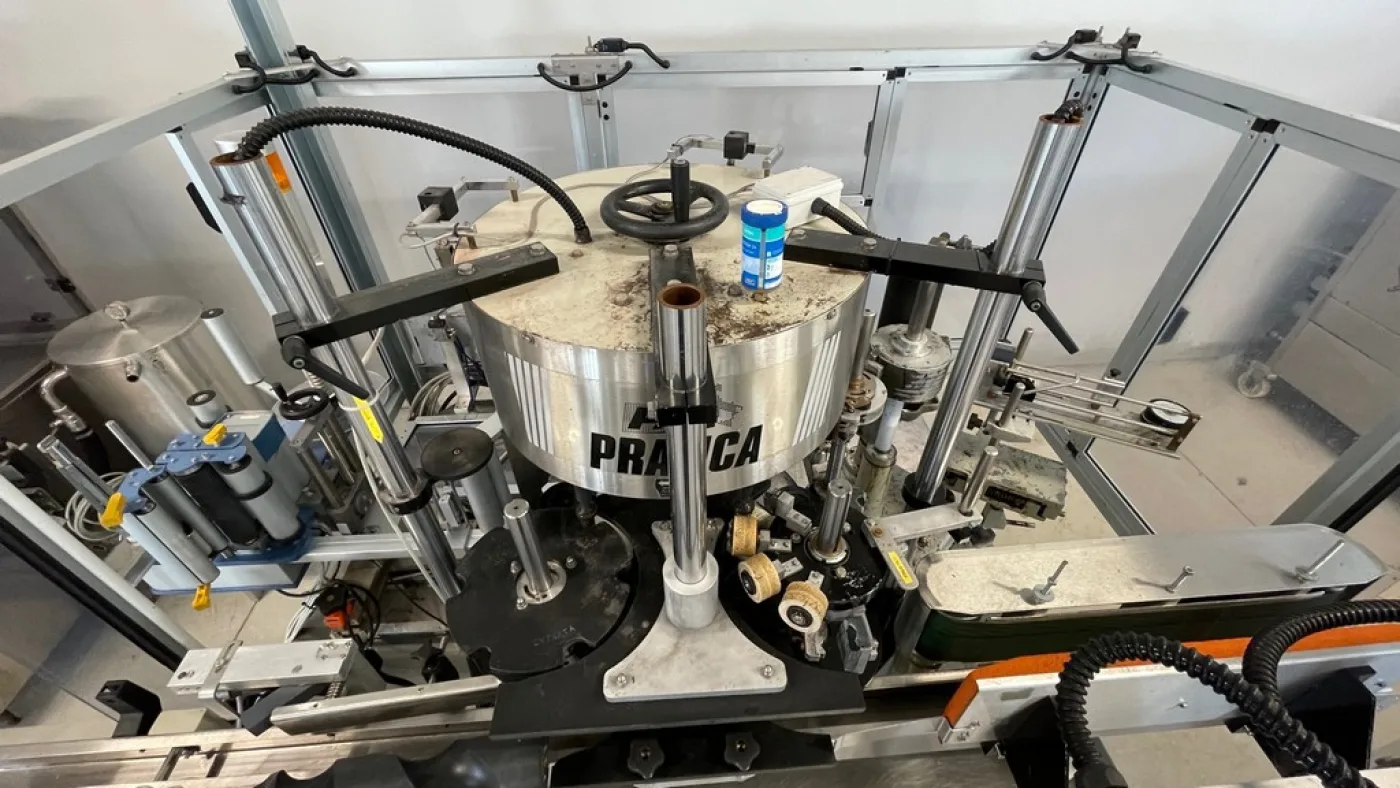 P.E. LABELLING MACHINE MODEL PRATICA 540, 6 LOCKING HEADS, 3 LABELING STATIONS, SECOND-HAND MACHINE - 8