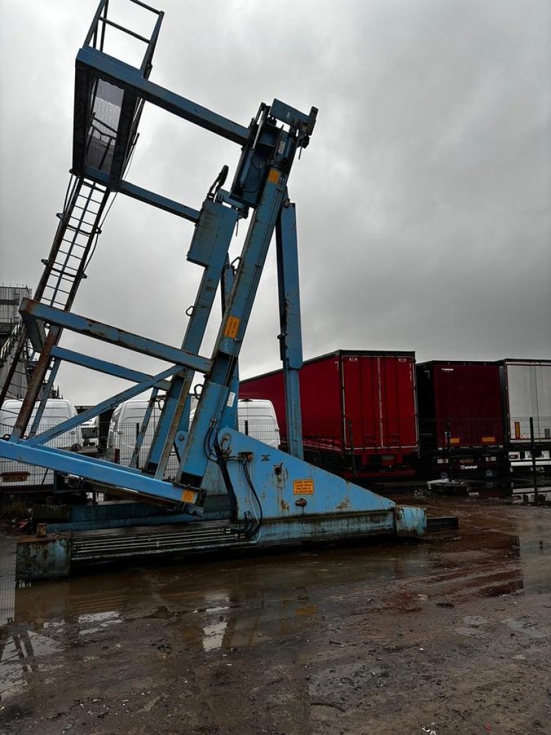 Container Tilter