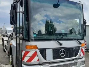 2633 Econic MERCEDES-BENZ 2009