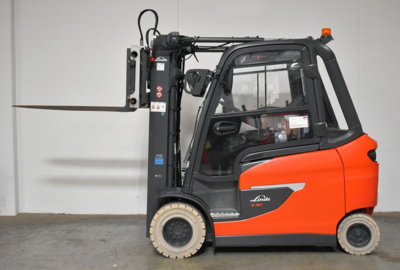 Frontstapler Linde E 30/600 HL 1252 (2023)