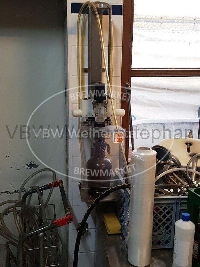 Siphon filler