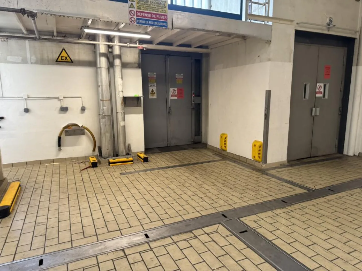 physical protection / impact safety barriers (room) - 7