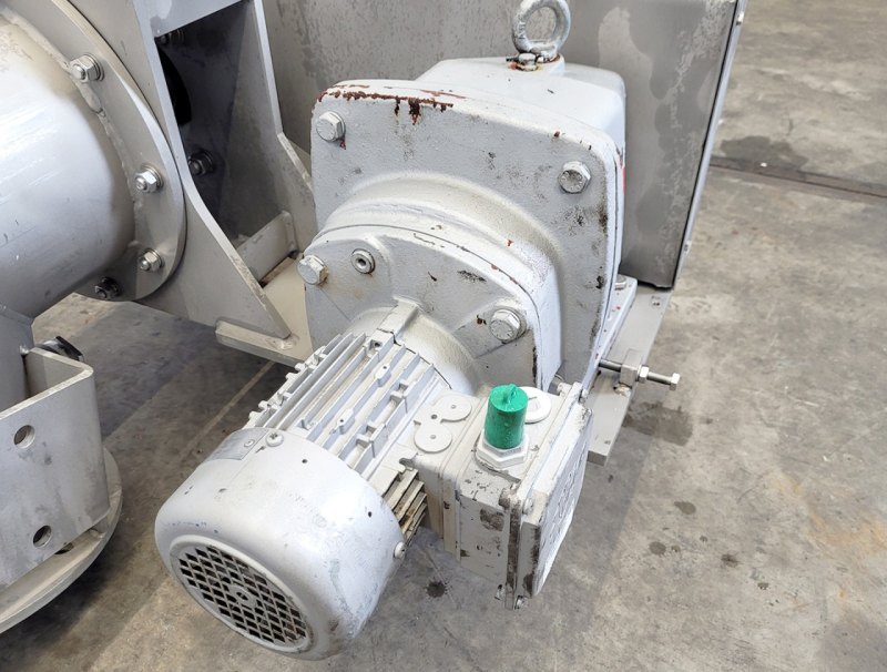 Dia 250 IO 2700 jacketed - Horizontal screw conveyor