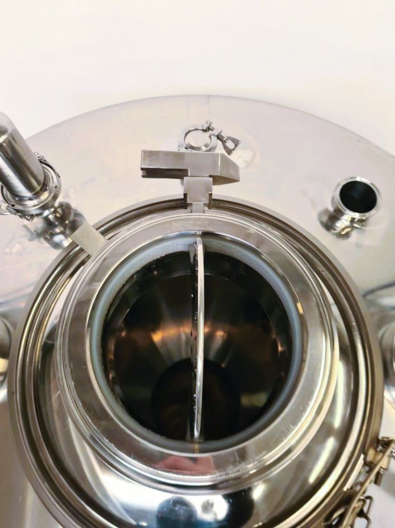 SERBATOIO CARRELLATO IN ACCIAIO – TECNINOX – MOD. 1300 L