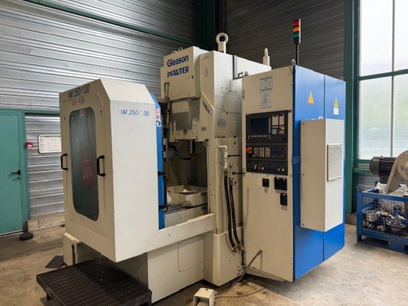 CNC Gear Shaping Machine – GLEASON AM 250/130