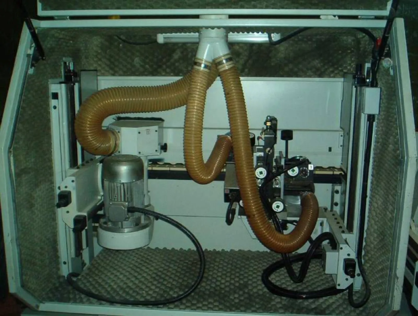LEVIGABORDI TECNOLEGNO MOD.COMPACT 40 - 5