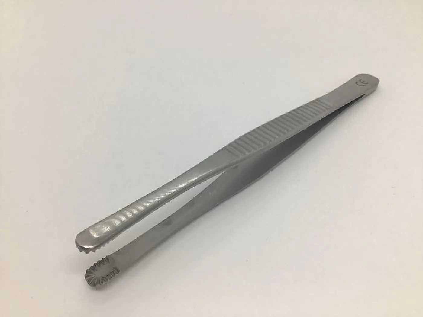 GB Medical Oval Toothed End 150mm - 1