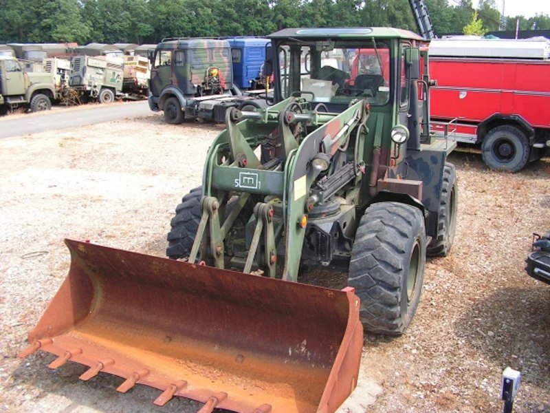 Ahlmann AS 12 B