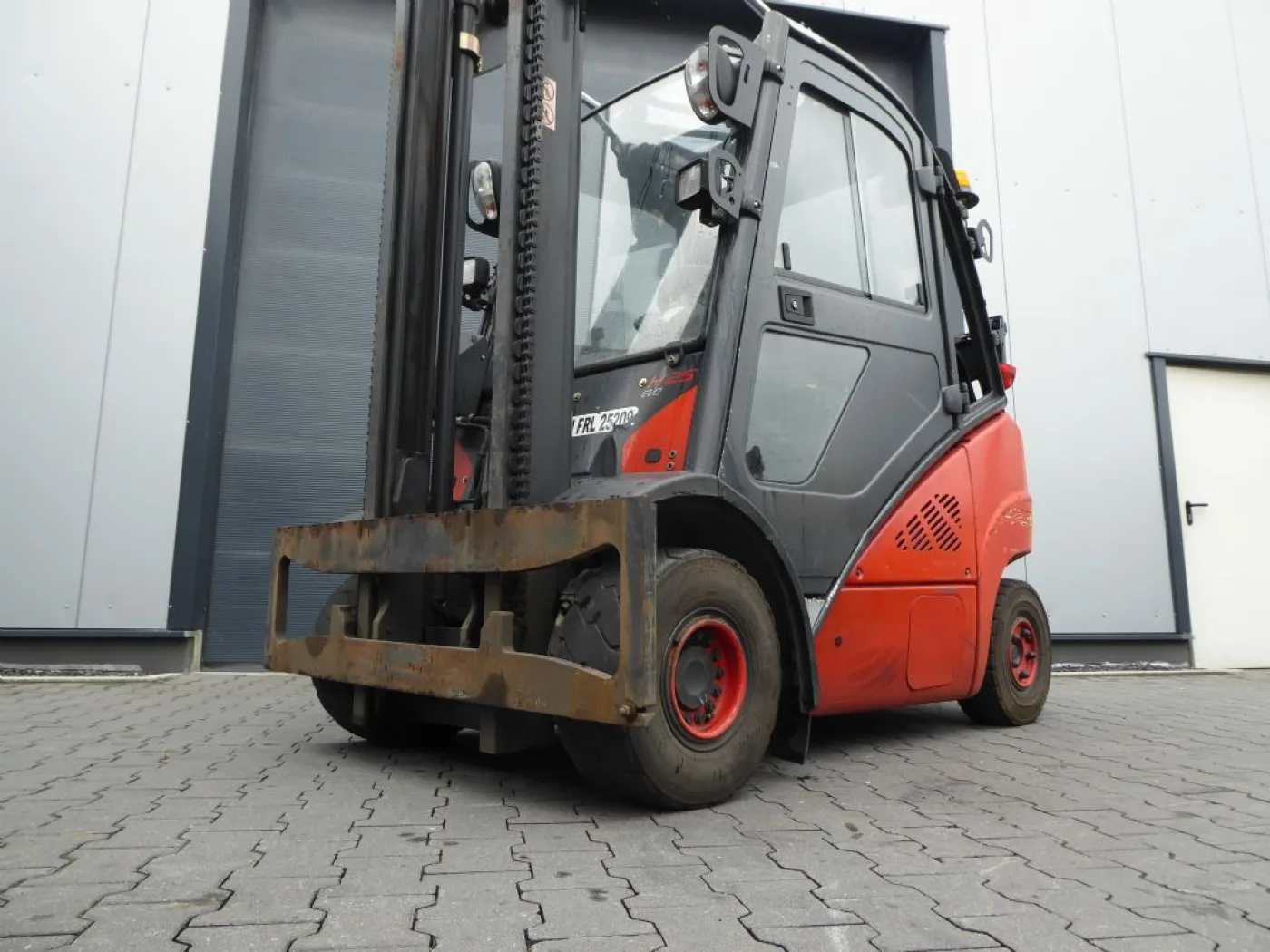 Linde H25T-02 - 2