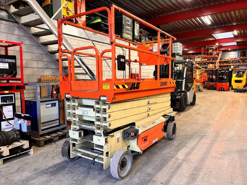 JLG 3246ES
