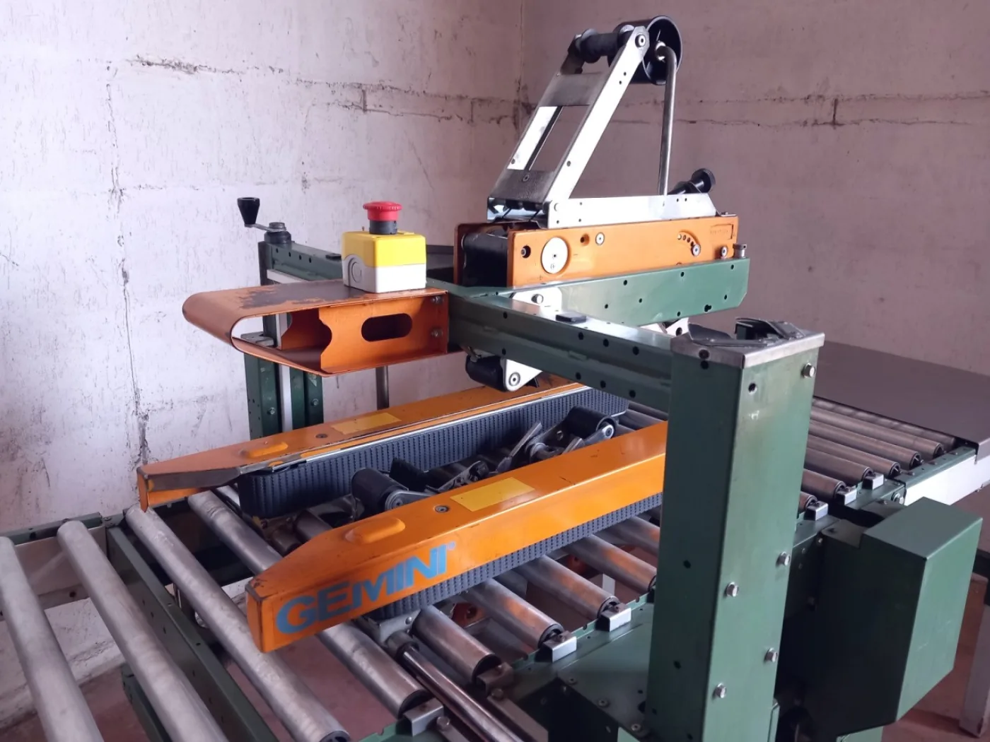 NASTRATRICE SEMIAUTOMATICA A DIMENSIONAMENTO MANUALE – COMARME – MOD.GEM-50RC - 6