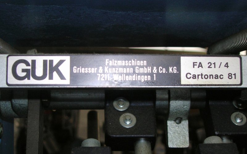 PIEGAPROSPETTI – GUK – FA21/4CARTONAC81