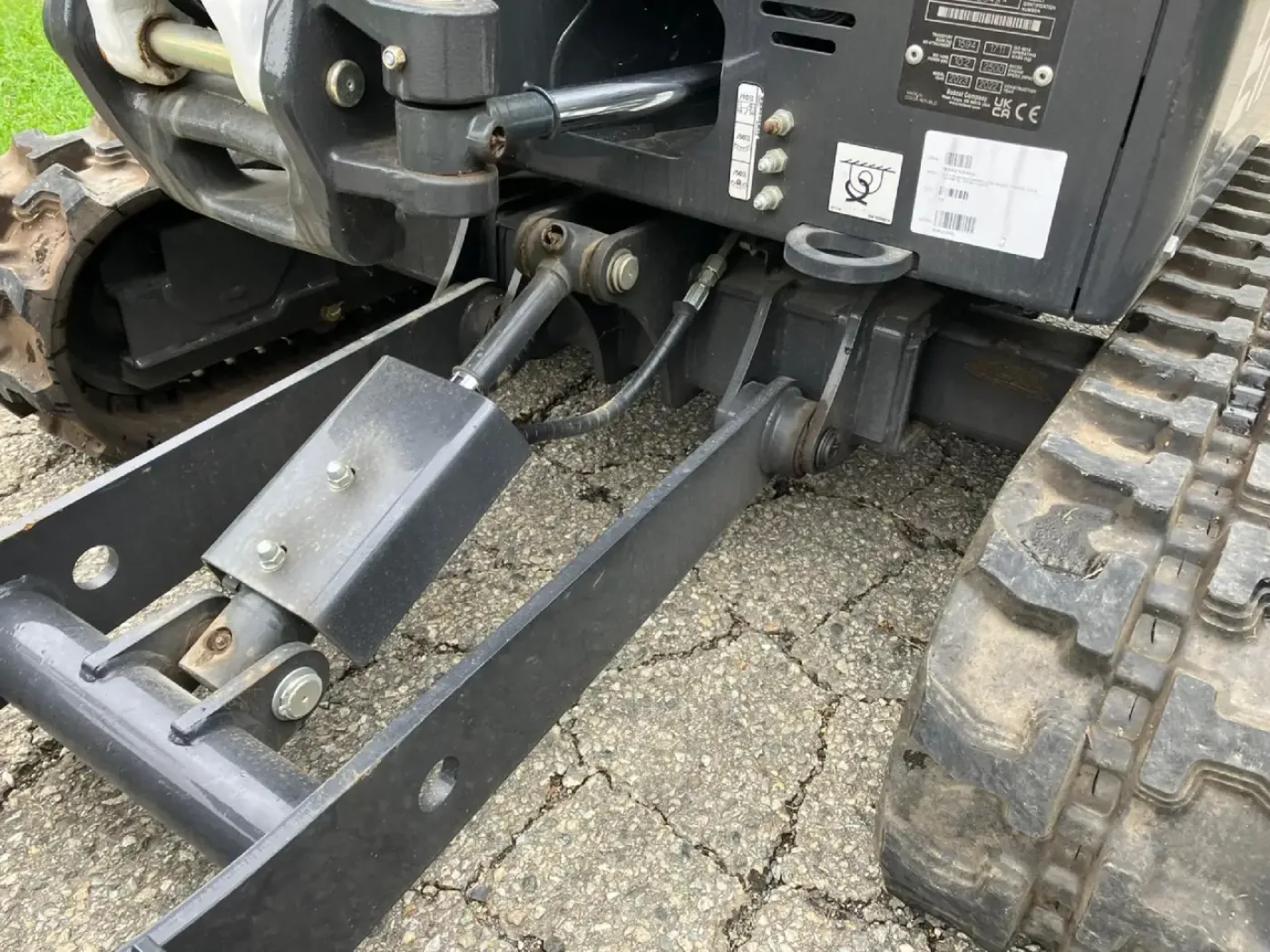 Bobcat - E17 - 2