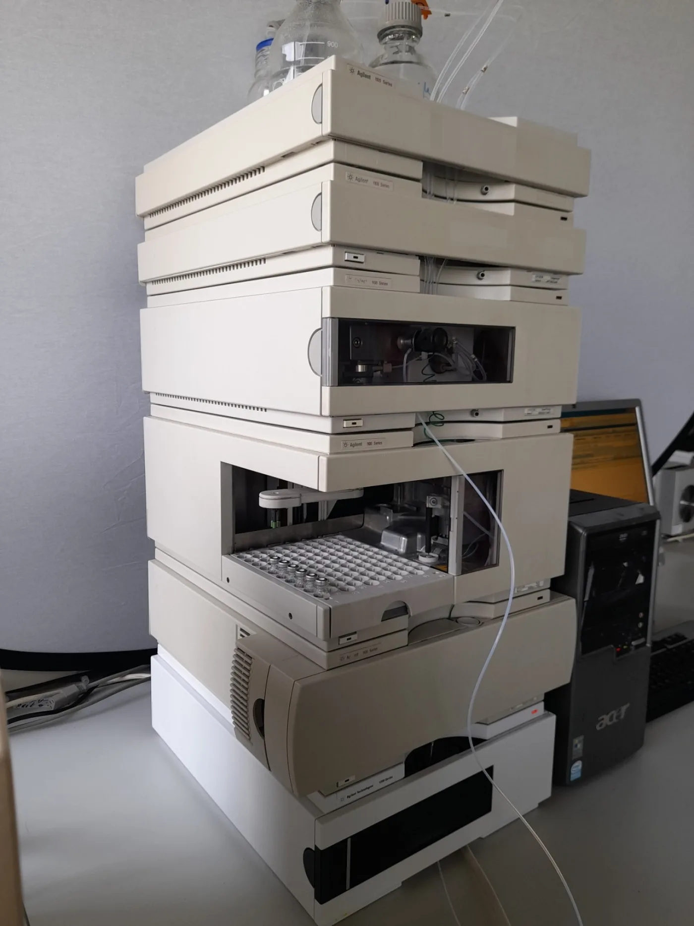 Used Agilent 1100 HPLC systems - 4