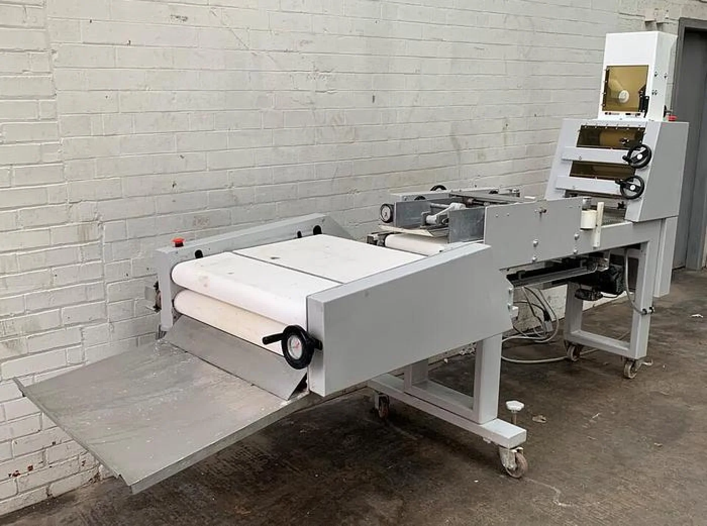 Kemper Princess Bread Moulder With Baguette Attachment - 1