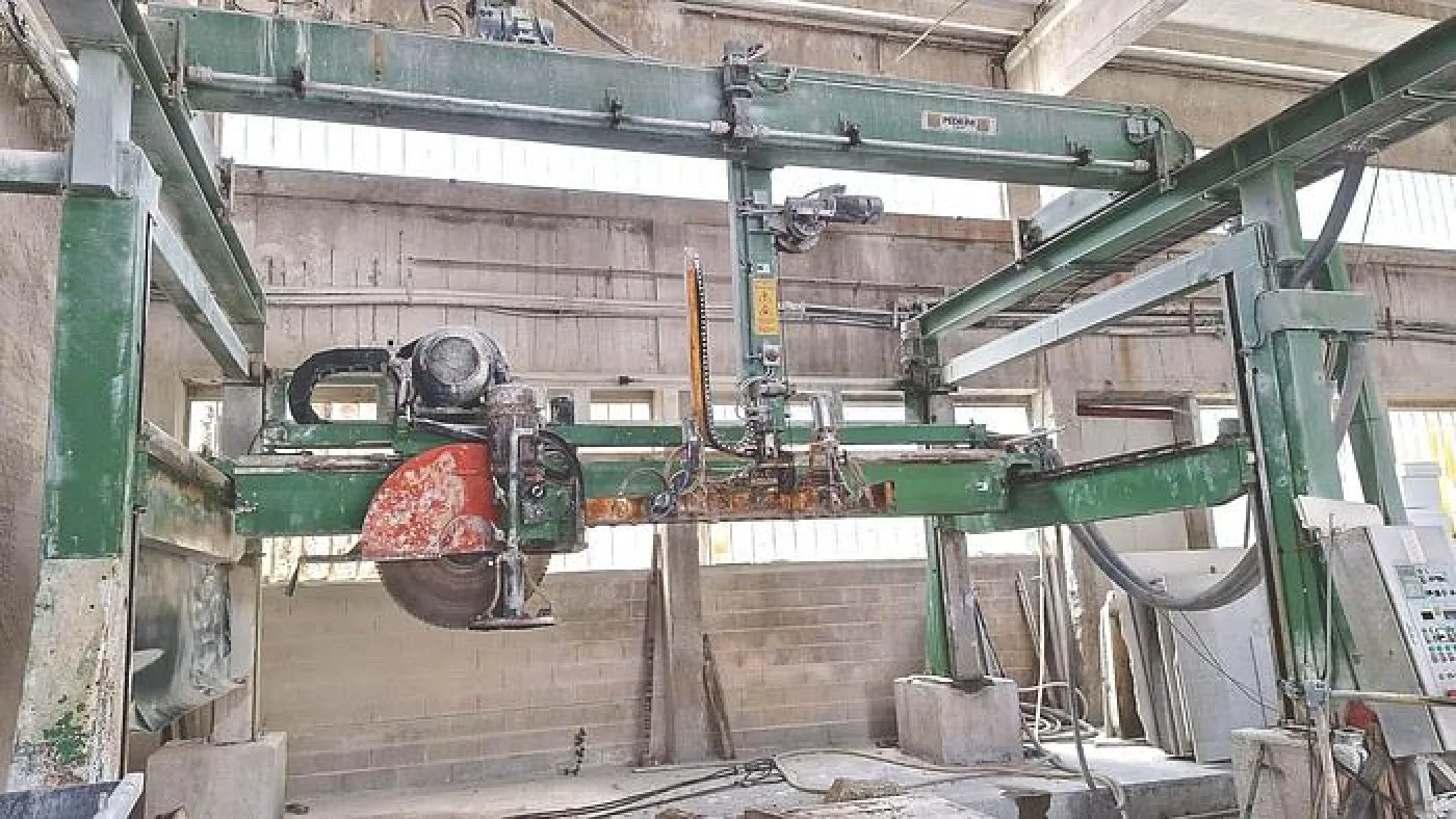 2000 Pedrini M 586 MA 220/4- - 4